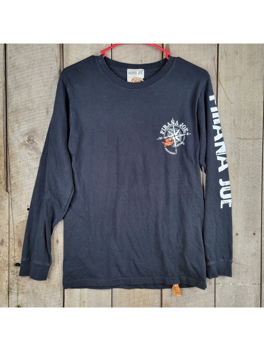 Pirana Joe Shirt Men's Small Roatan Compass Logo Long Sleeve Black Crewneck Fish